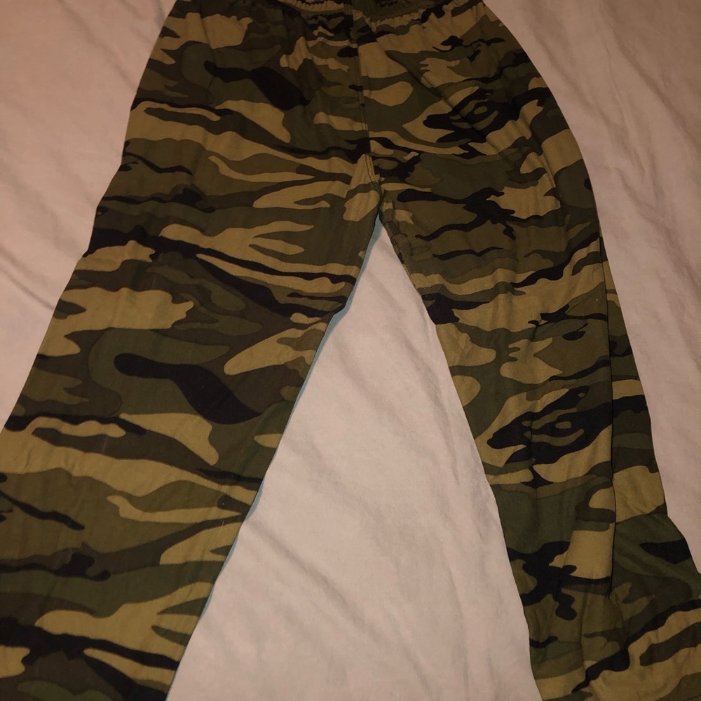 Camo leggings
